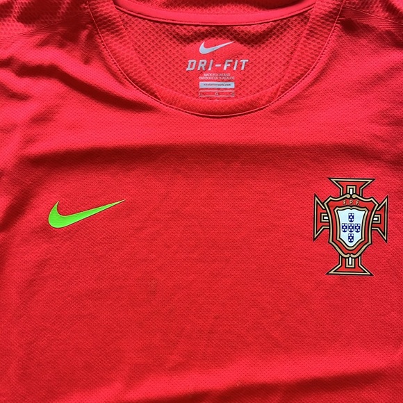 Portugal Nike Training Sleeveless Jersey - Picture 3 of 6